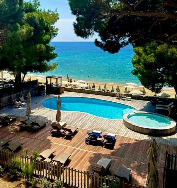 La Pinede Plage La Croix-Valmer Exteriér fotografie